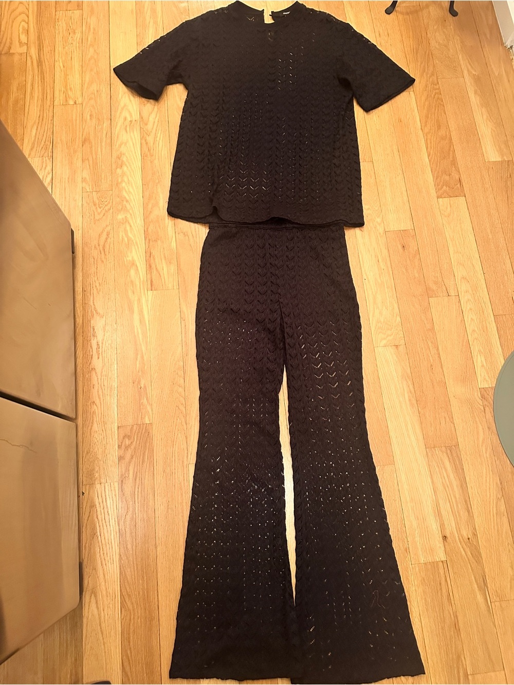 Sabina Musayev Black Knit Wide-Leg Pants with Short Sleeve Top Set size Large